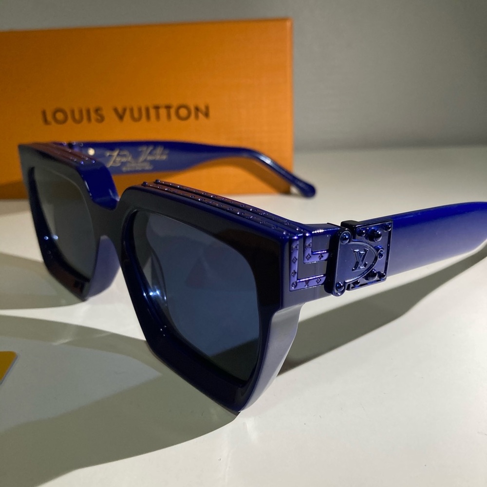 1.1 Louis Vuitton Millionaire Sunglasses - Picture 3 of 3